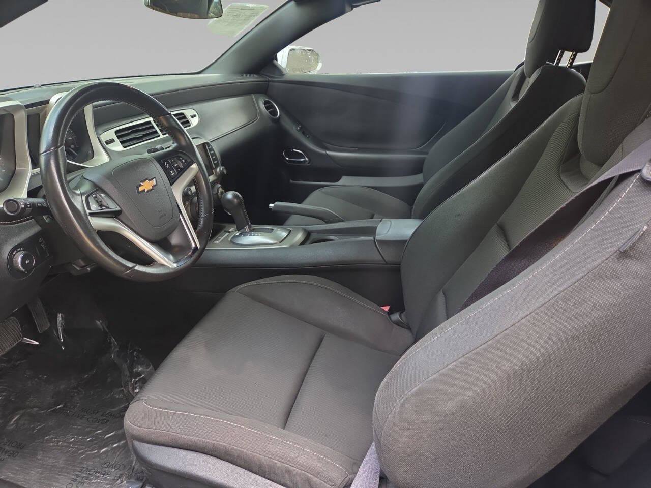 Used 2015 Chevrolet Camaro LT image 10