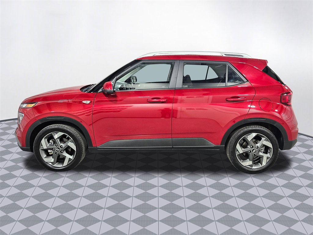 Used 2022 Hyundai Venue SEL image 7