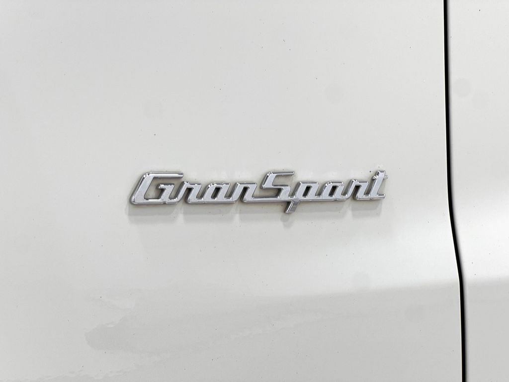 Used 2018 Maserati Levante S GranSport image 43