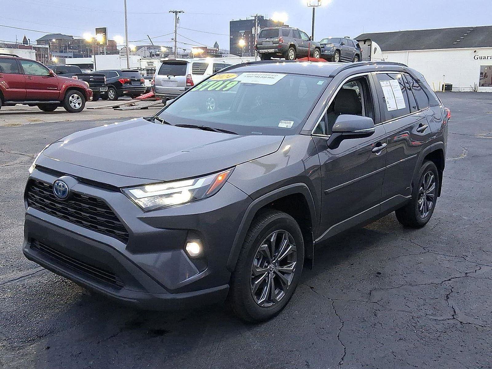 Used 2024 Toyota RAV4 XLE Premium w/ Weather Package image 7