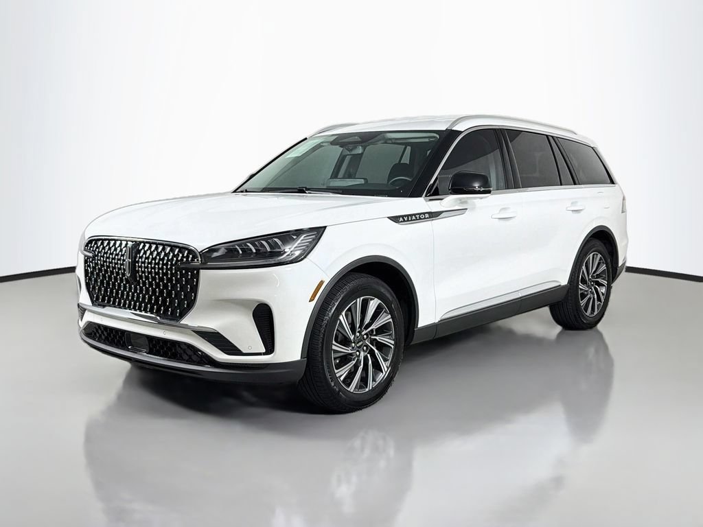 Used 2026 Lincoln Aviator 2WD image 1