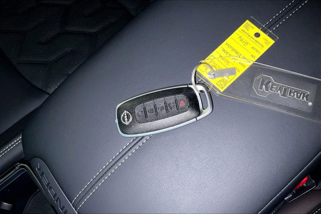 New 2026 Nissan Pathfinder Platinum w/ Cargo Package image 34