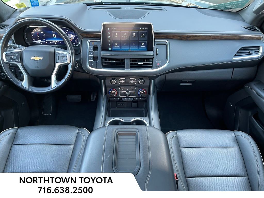 Used 2022 Chevrolet Tahoe Premier w/ Premium Package AWD/4WD image 3