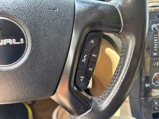 Used 2012 GMC Acadia Denali FWD image 26