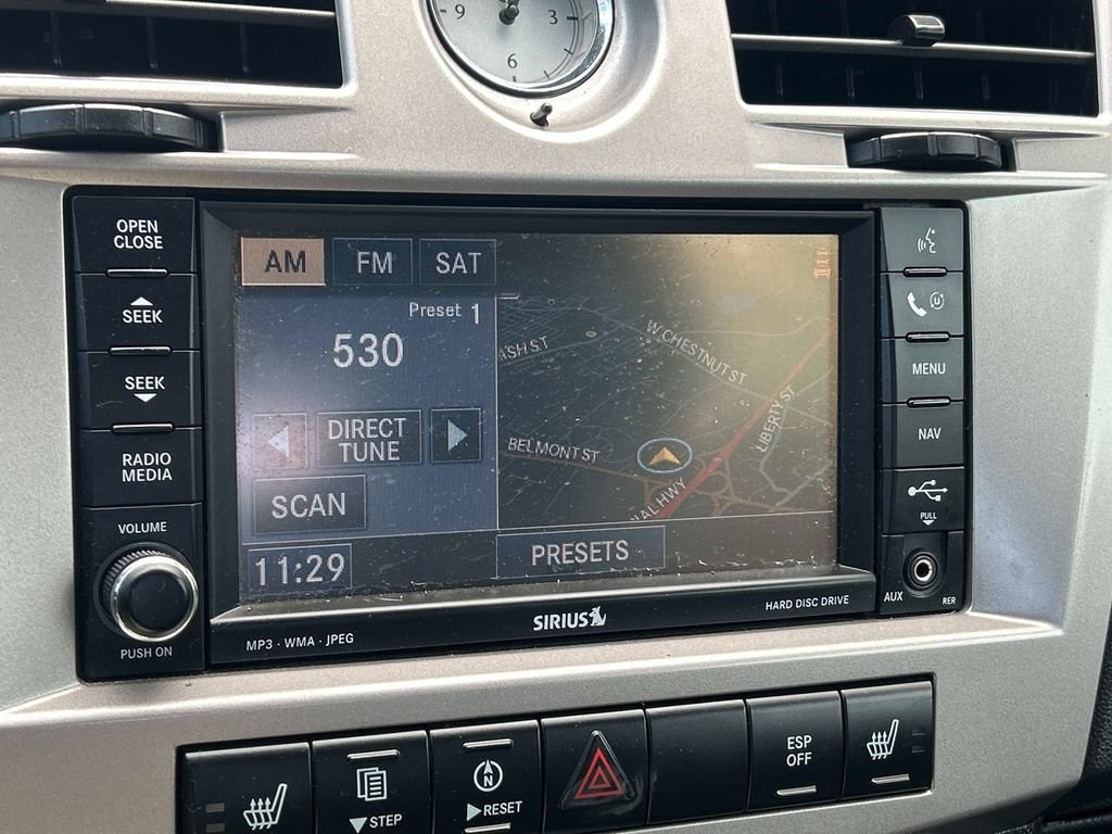 Used 2009 Chrysler Sebring Limited FWD image 26