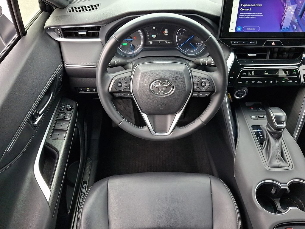 Used 2023 Toyota Venza XLE AWD/4WD image 13