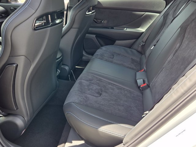 New 2026 Hyundai Elantra N FWD image 6