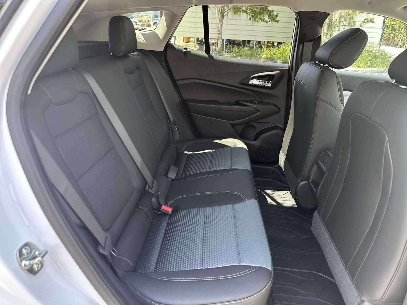 New 2026 Chevrolet Trax LT w/ Driver Confidence Package FWD image 18