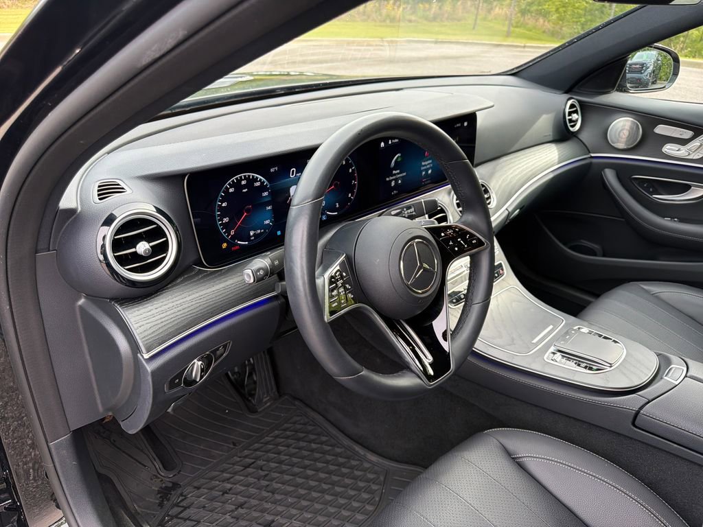 Used 2022 Mercedes-Benz E 350 Sedan image 13