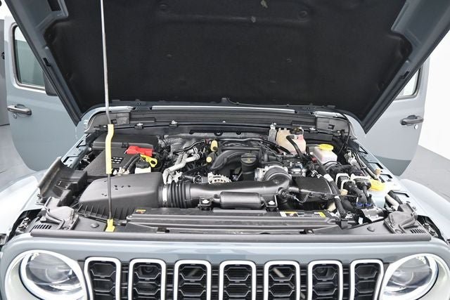 Used 2024 Jeep Wrangler Unlimited Sahara w/ Safety Group AWD/4WD image 19