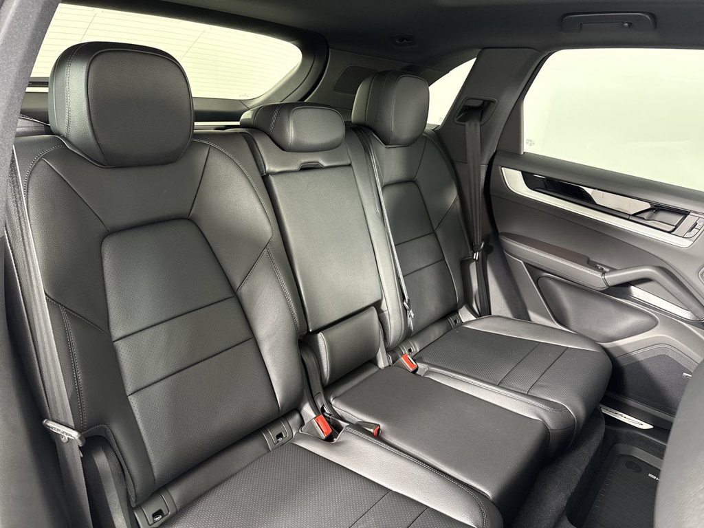 New 2026 Porsche Cayenne AWD/4WD image 22