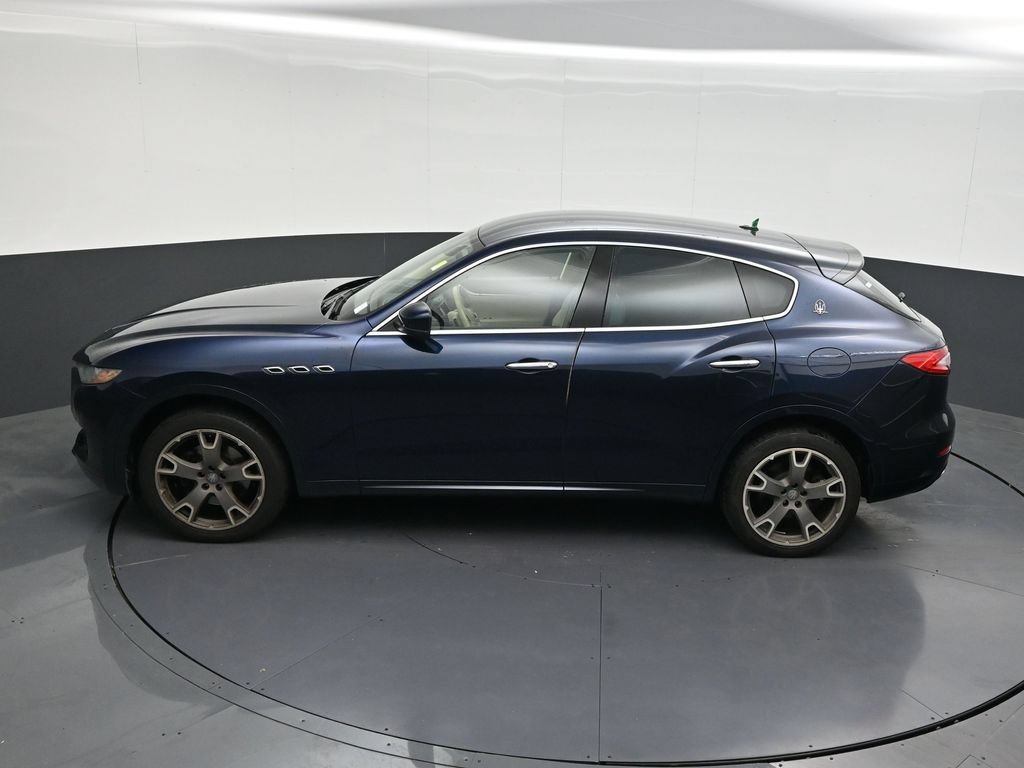 Used 2019 Maserati Levante AWD/4WD image 15