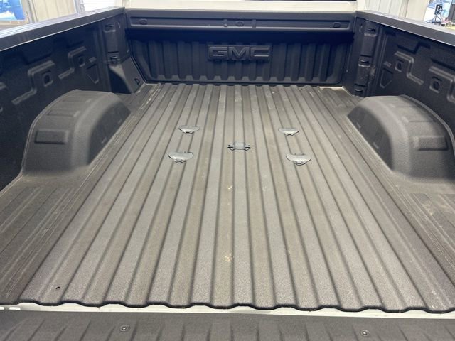 Used 2024 GMC Sierra 3500 SLE w/ Preferred Package image 7