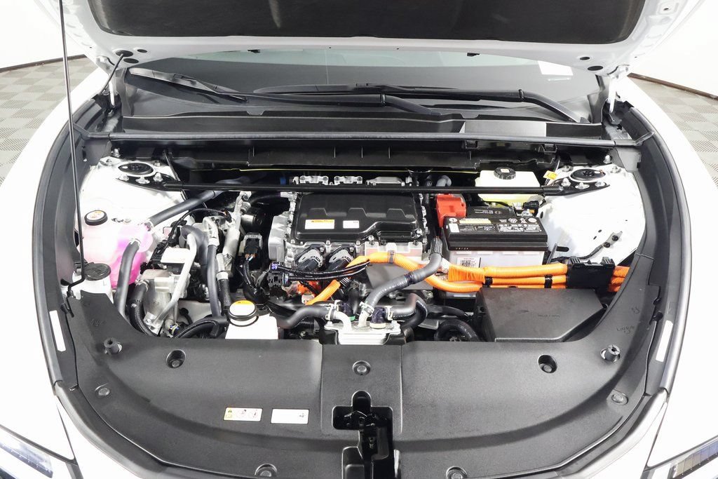 Certified 2024 Lexus RZ 300e Premium w/ Accessory Package (Z1) FWD image 15