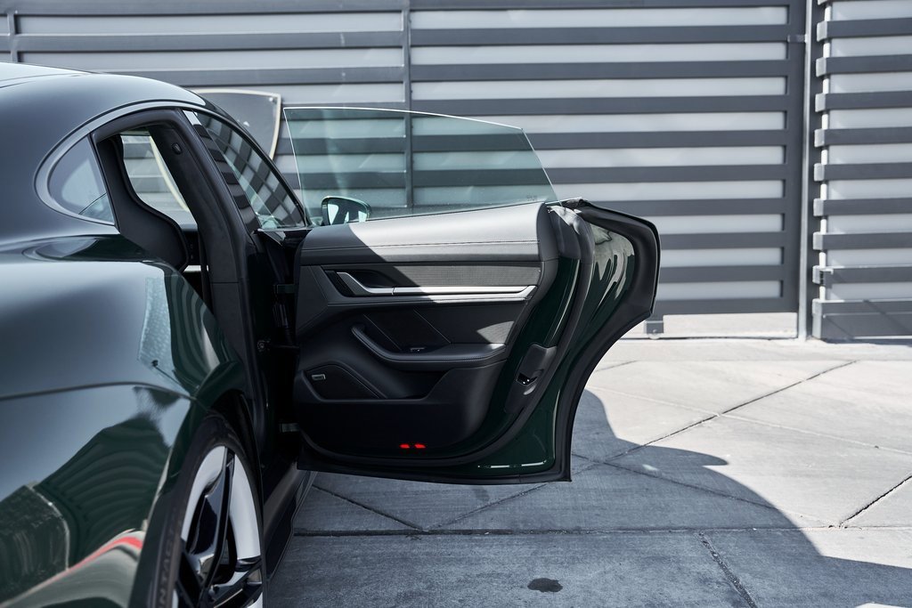 Used 2025 Porsche Taycan Turbo S w/ Premium Package image 26