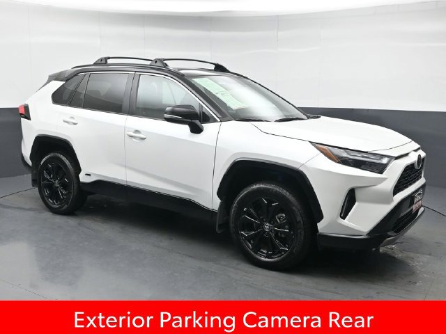 Certified 2025 Toyota RAV4 XSE w/ Weather Package AWD/4WD image 9