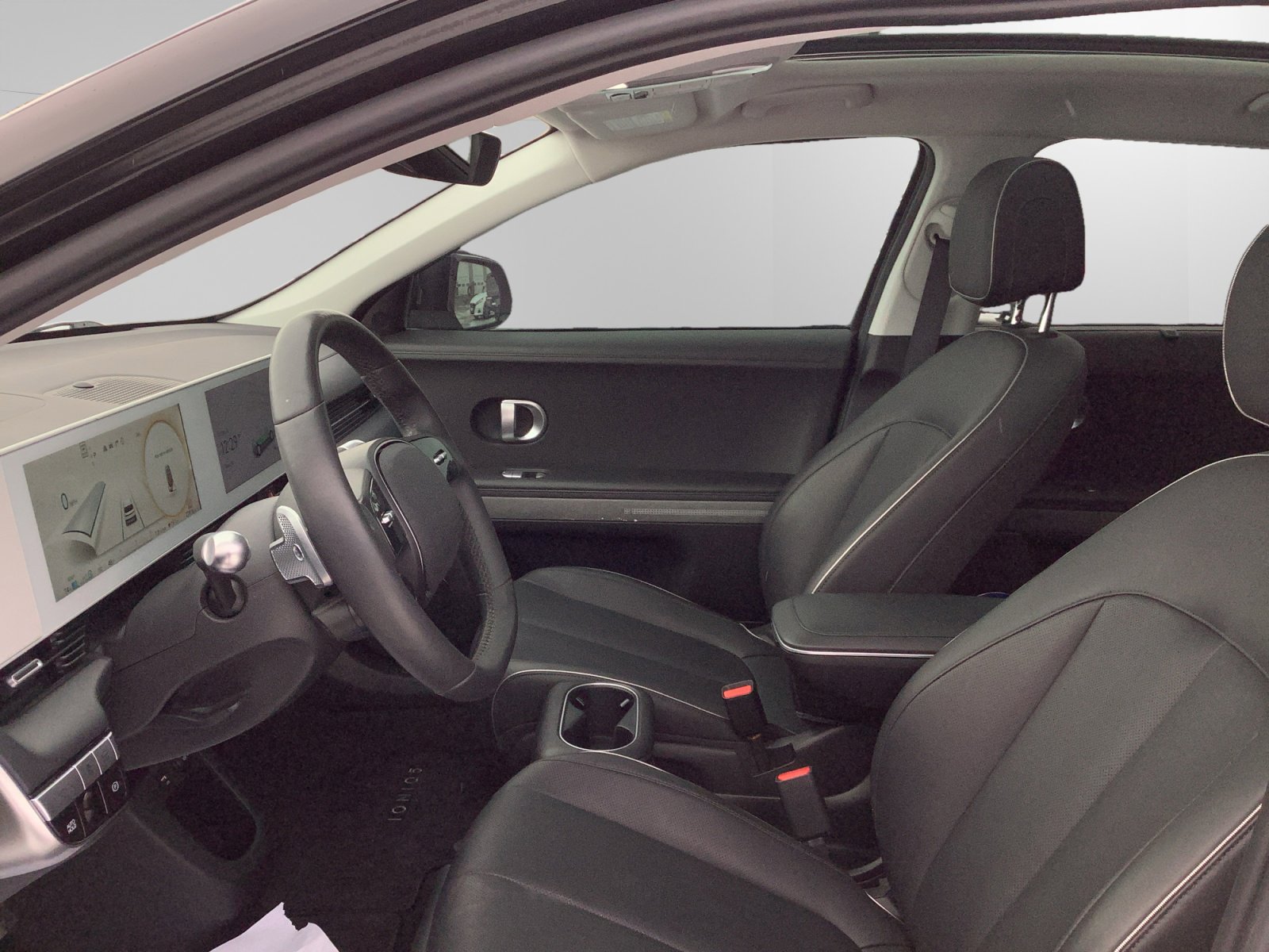 Used 2023 Hyundai Ioniq 5 Limited image 9