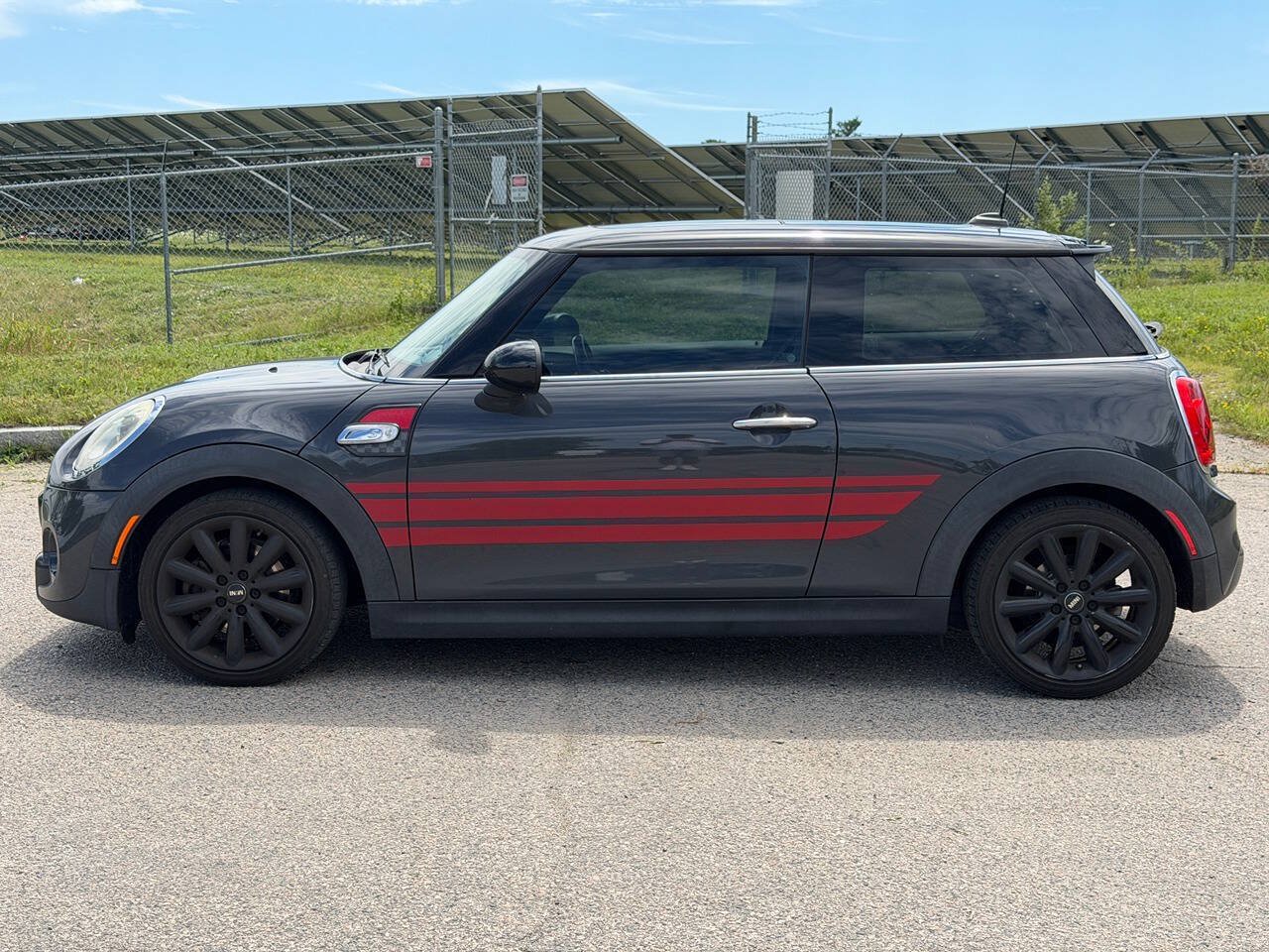 Used 2014 MINI Cooper S FWD image 2