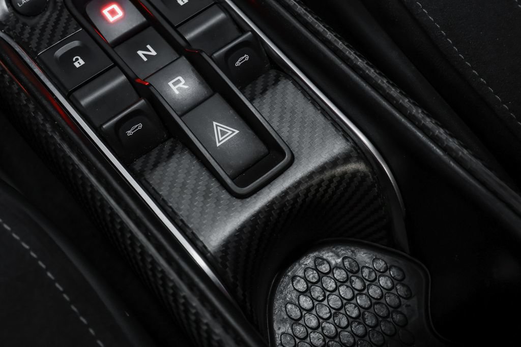 Used 2018 McLaren 570S Spider RWD image 44