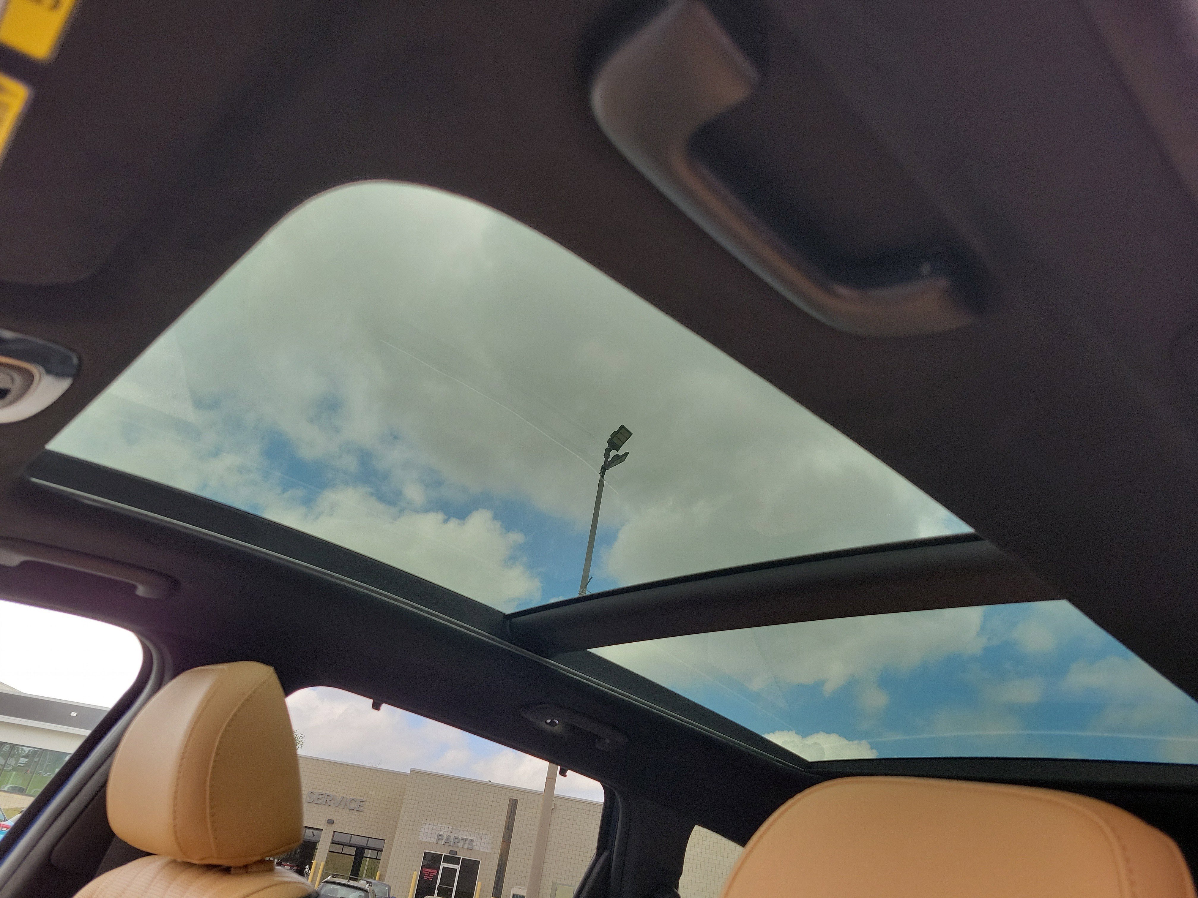 Used 2023 Hyundai Santa Fe Calligraphy w/ Cargo Package image 7