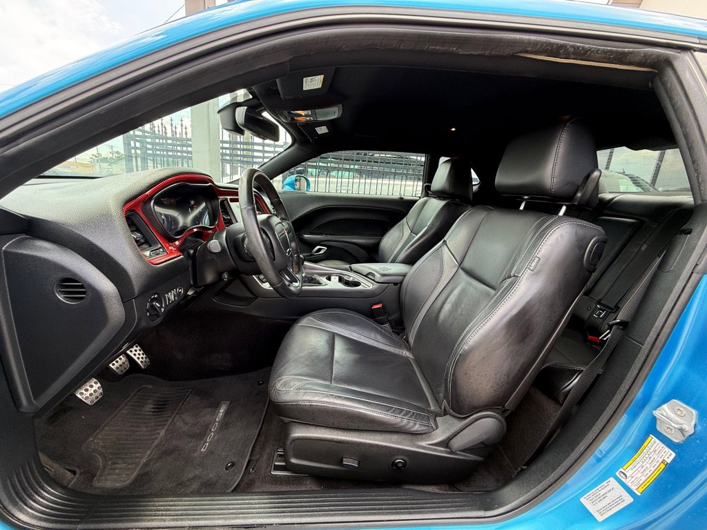 Used 2016 Dodge Challenger R/T Plus RWD image 13