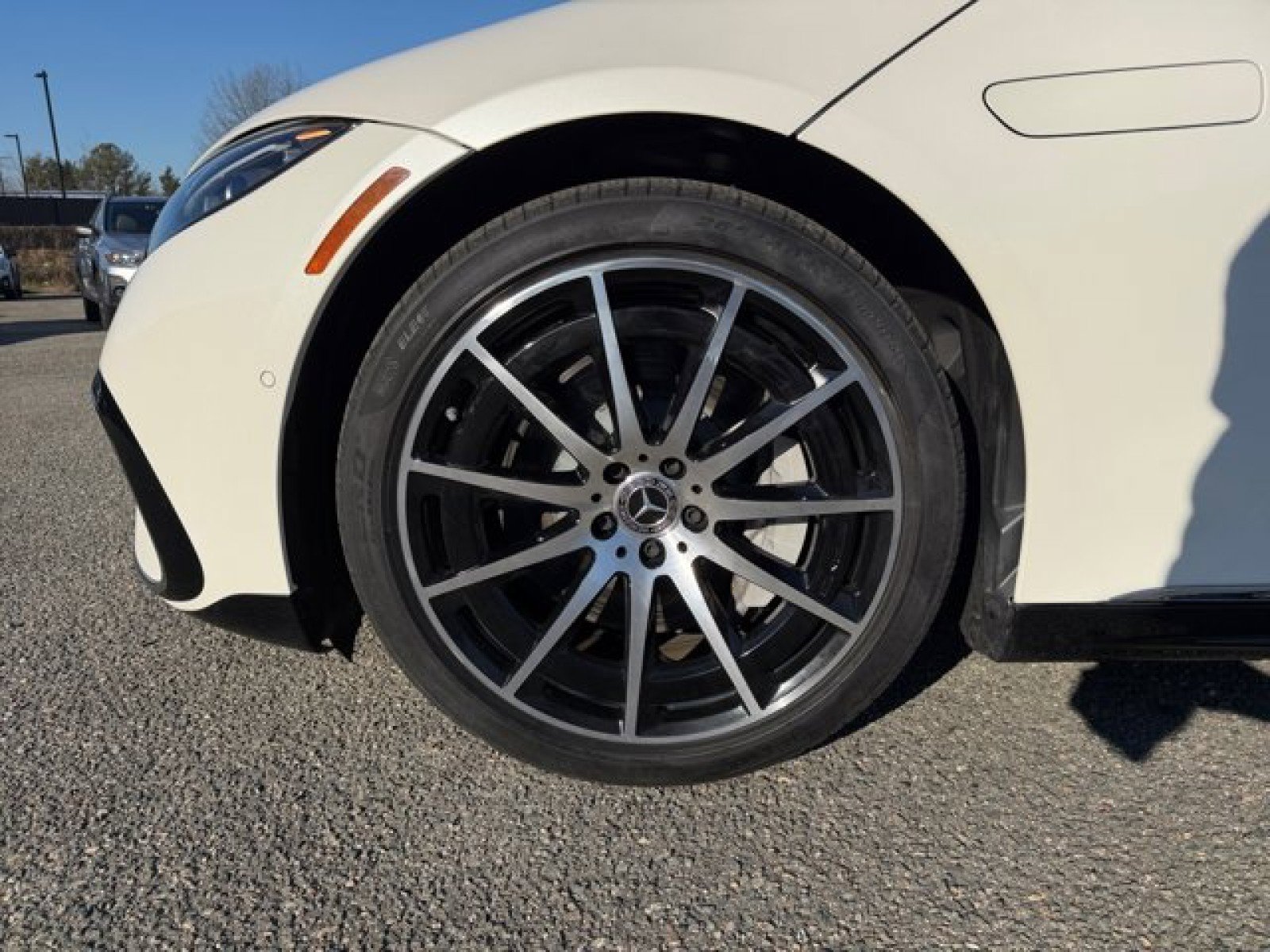 Used 2022 Mercedes-Benz EQS 580 4MATIC Sedan image 9