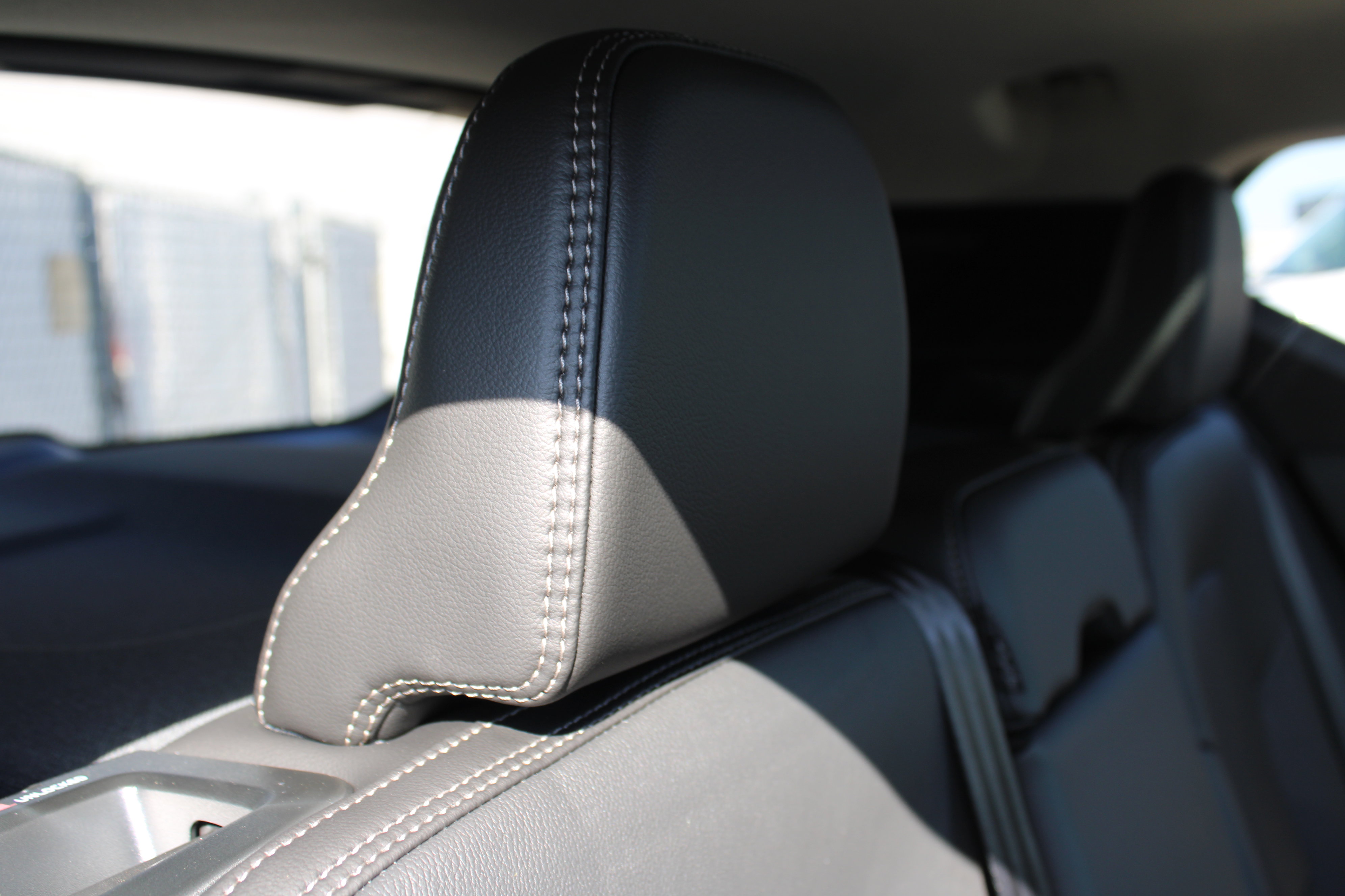 New 2025 Volvo XC40 B5 Plus w/ Protection Package Premier image 34