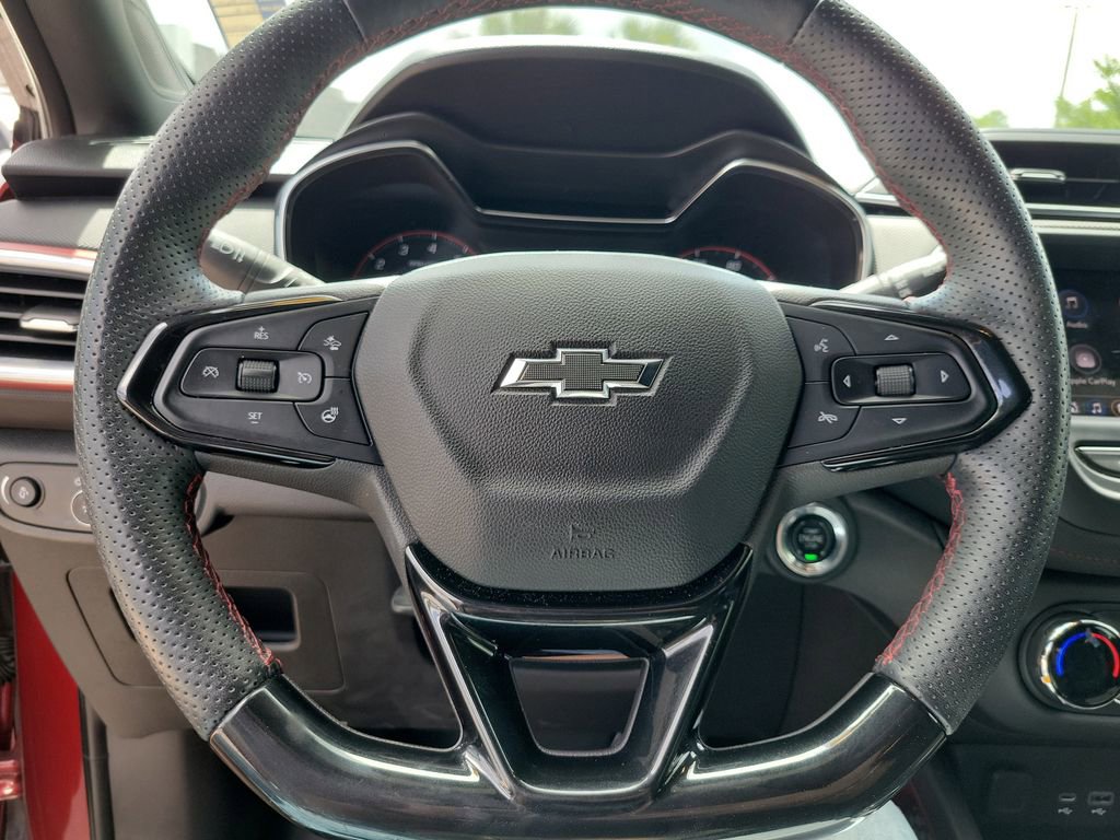 Used 2022 Chevrolet TrailBlazer RS image 19