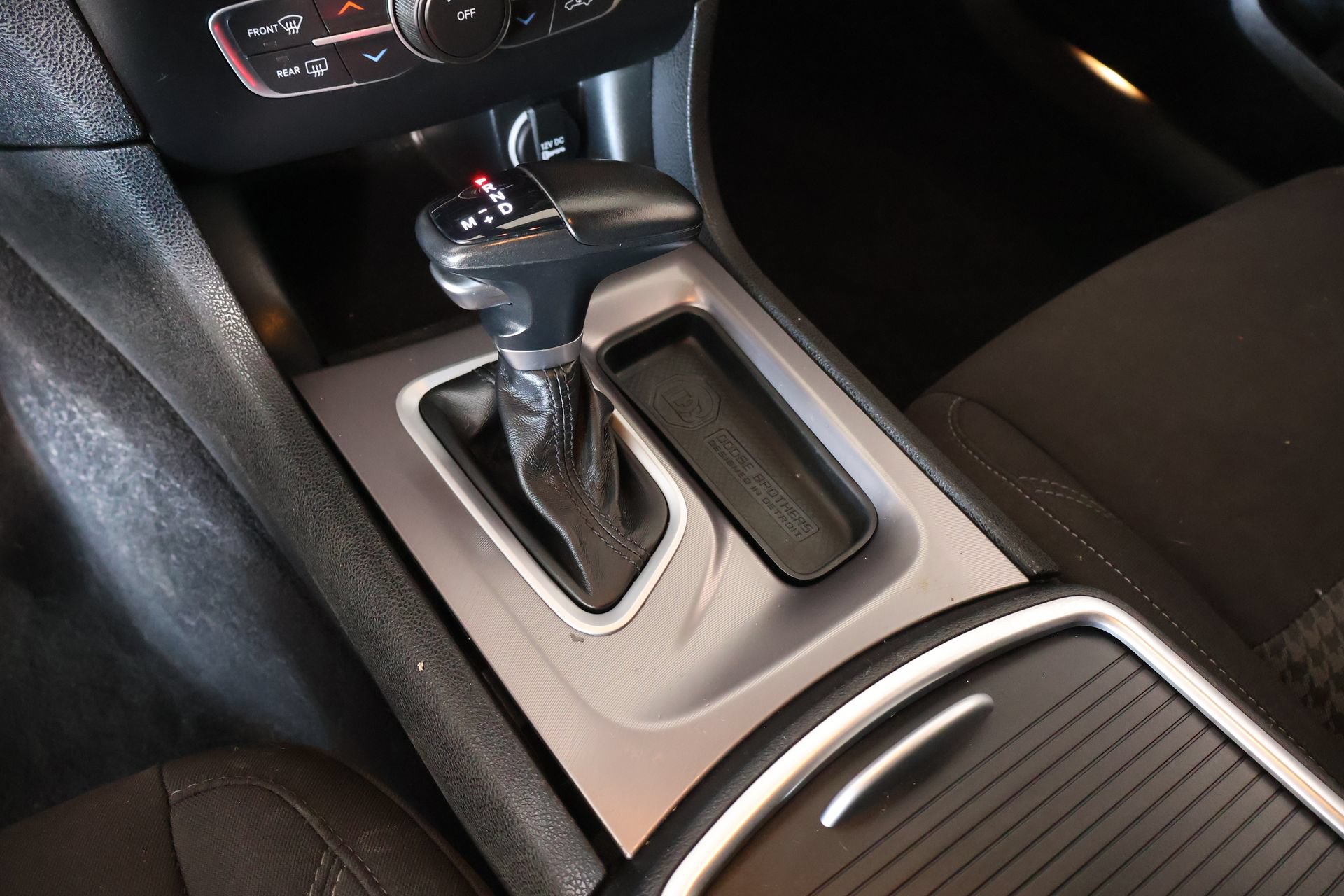 Used 2023 Dodge Charger SXT w/ Cold Weather Package RWD image 8