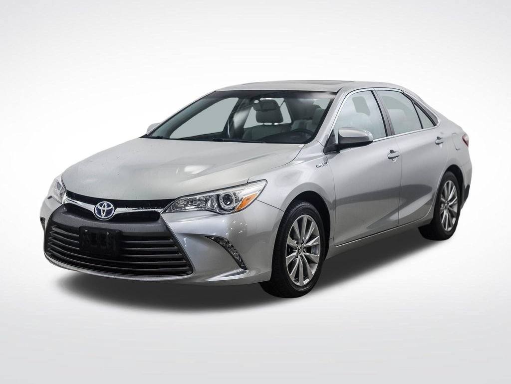 Used 2015 Toyota Camry XLE w/ Moonroof Package