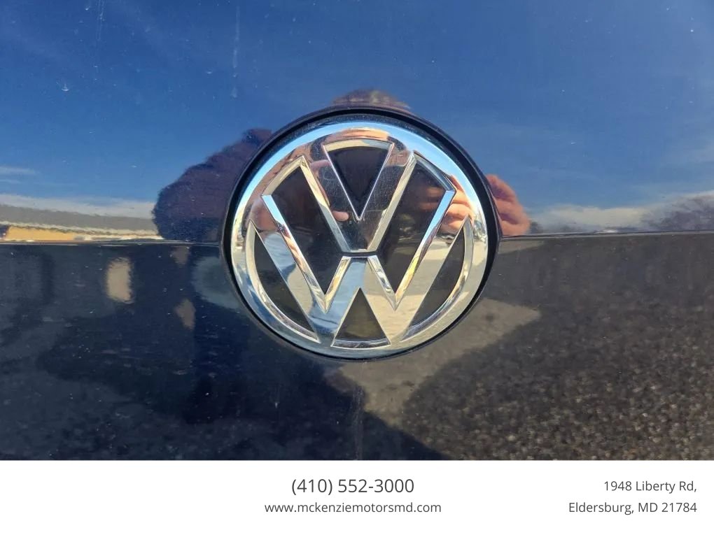 Used 2017 Volkswagen GTI S image 28