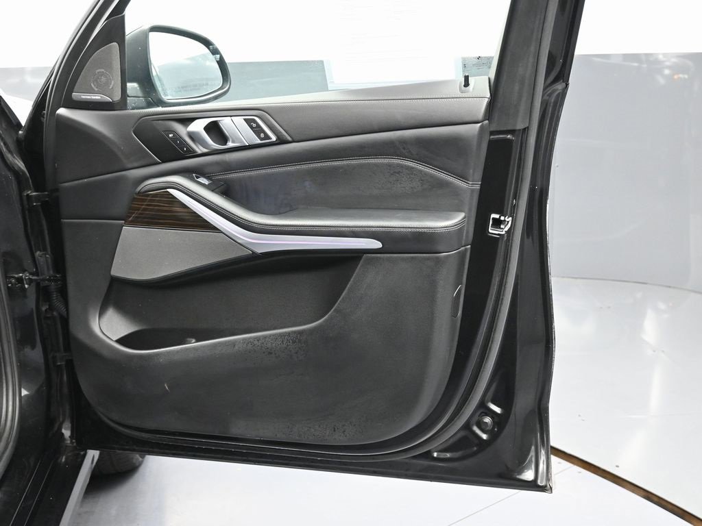Used 2023 BMW X7 xDrive40i image 43