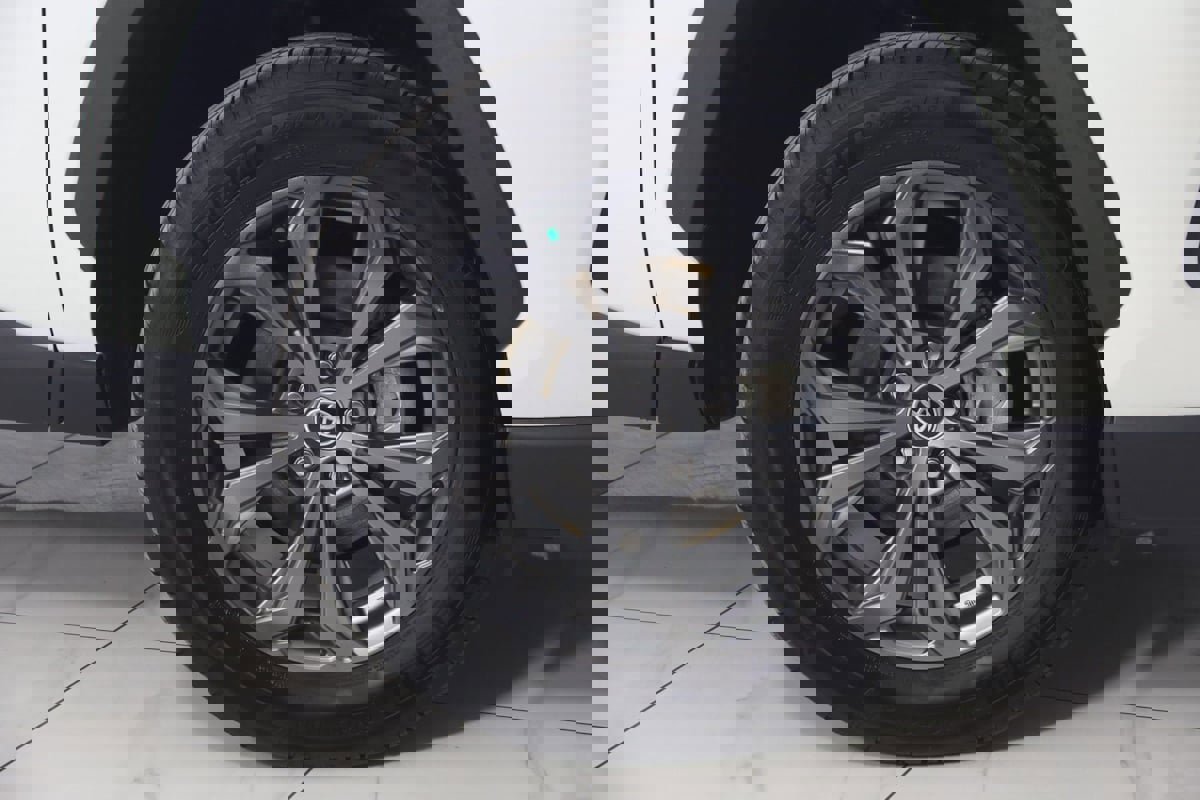 Used 2022 Toyota RAV4 Limited AWD/4WD image 14