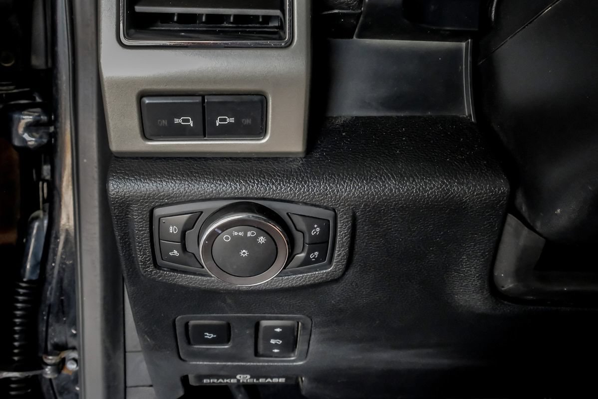 Used 2019 Ford F250 Lariat w/ Lariat Ultimate Package AWD/4WD image 28