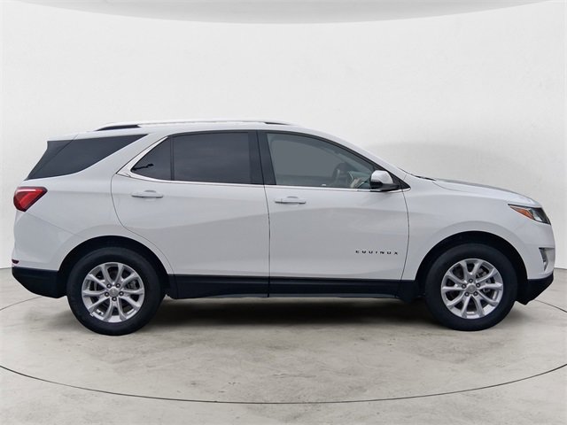 Used 2019 Chevrolet Equinox LT w/ Sun & Navigation Package image 6