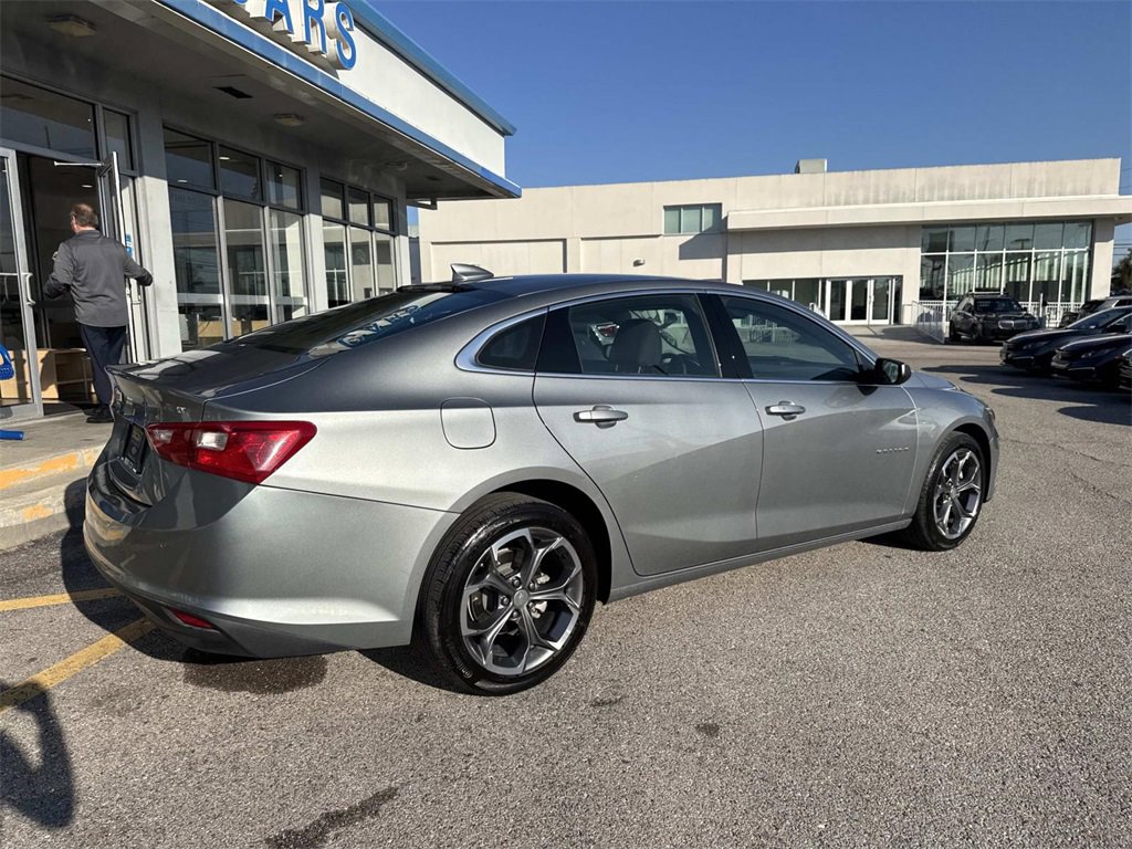 Used 2024 Chevrolet Malibu LT image 8