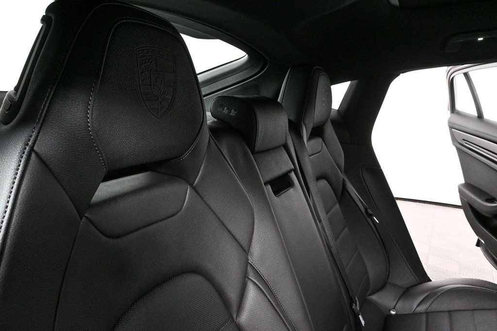 New 2026 Porsche Panamera image 23