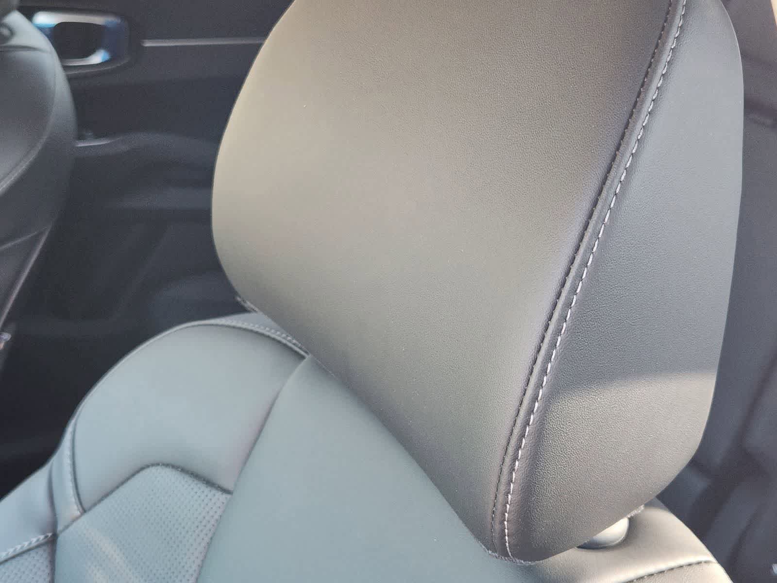 New 2026 Kia Sorento S w/ S Panoramic Sunroof Package FWD image 14