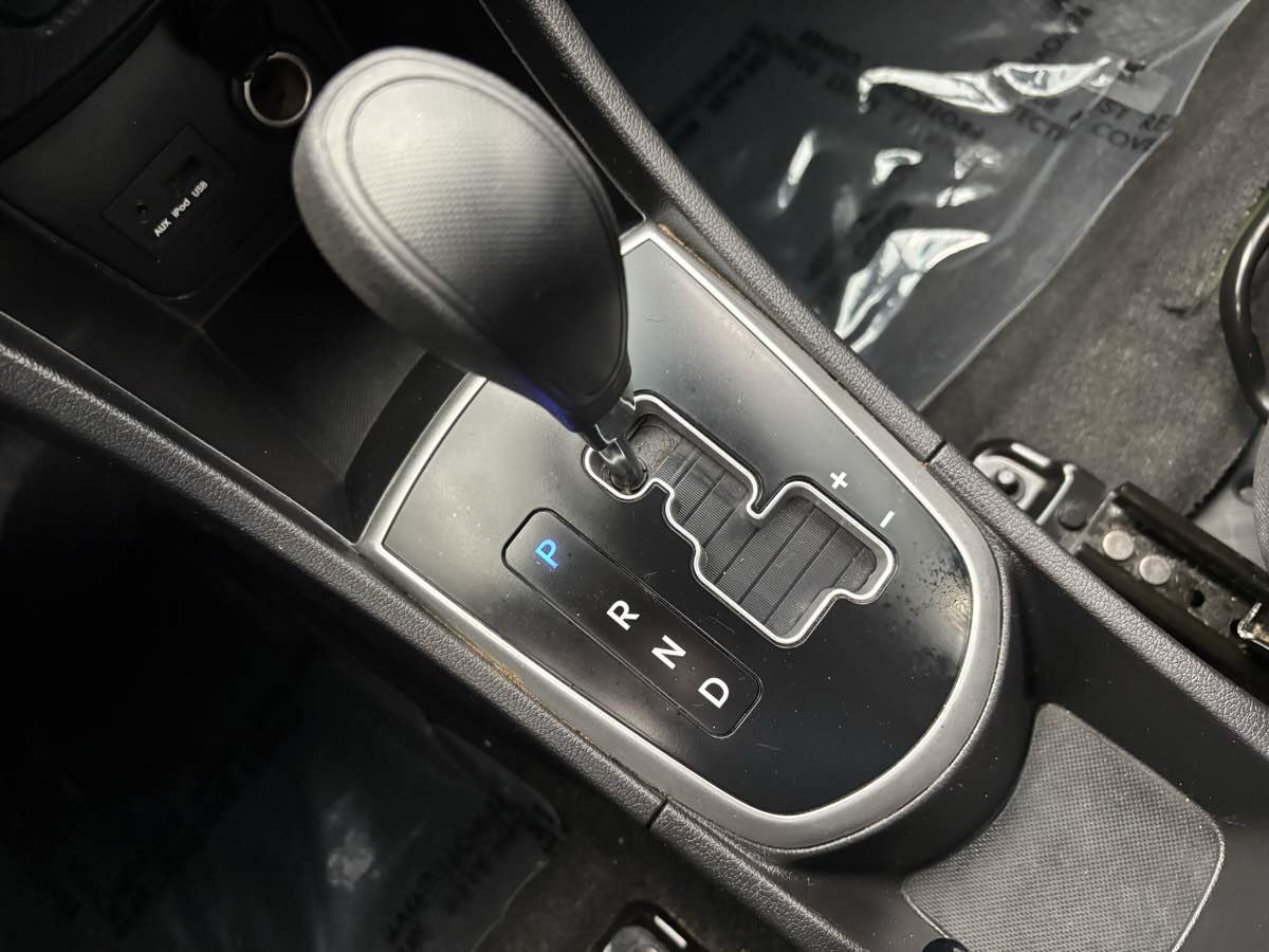 Used 2012 Hyundai Accent GS image 18