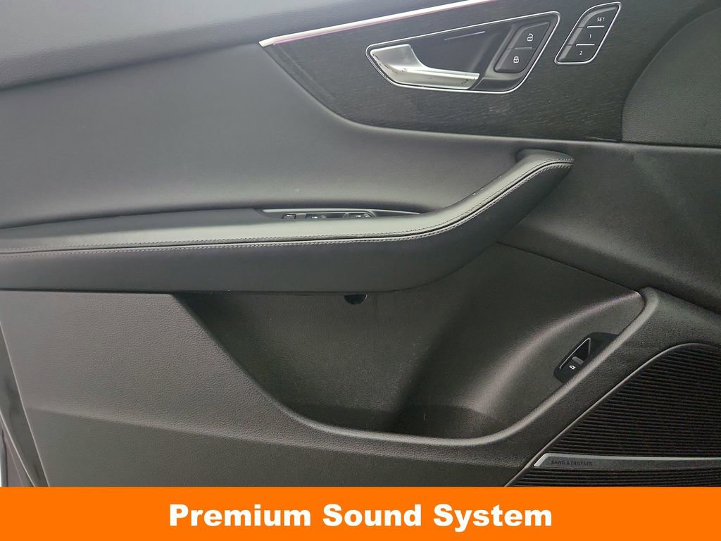 Used 2021 Audi Q7 3.0T Prestige w/ Prestige Package image 24