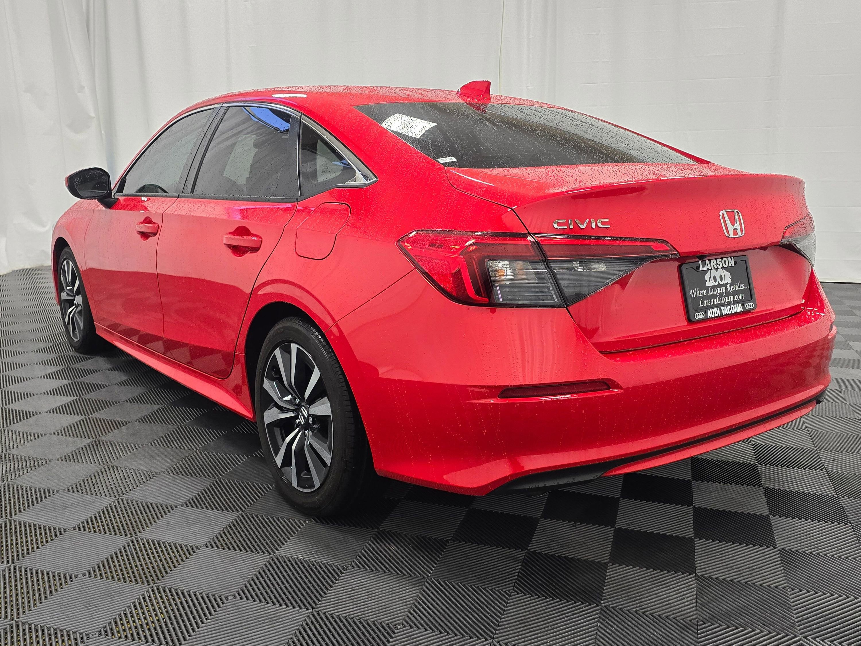 Used 2023 Honda Civic EX image 4