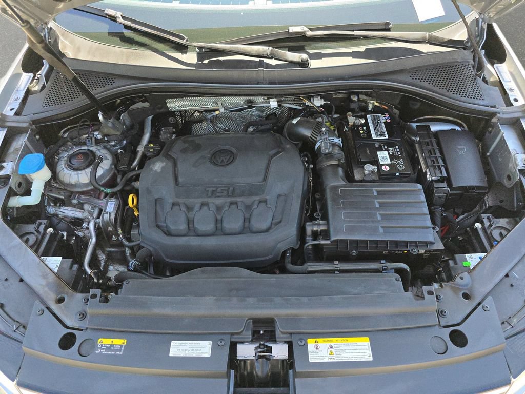 Used 2022 Volkswagen Tiguan SE R-Line FWD image 35