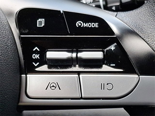 Used 2023 Hyundai Elantra SEL w/ Cargo Package image 21