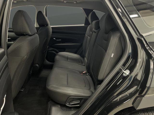 Used 2025 Hyundai Tucson SE image 26