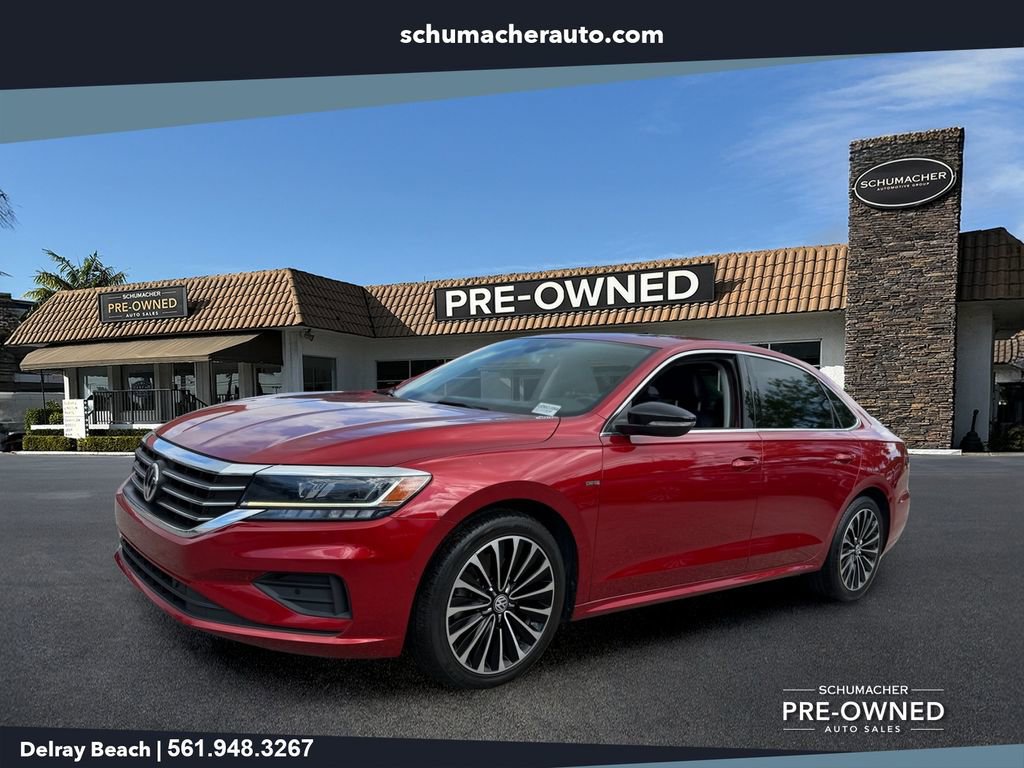 Used 2022 Volkswagen Passat 2.0T FWD image 3