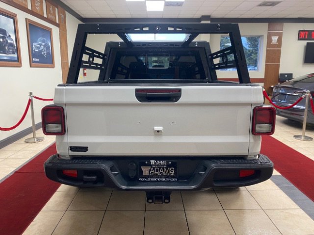 Used 2021 Jeep Gladiator Sport image 4