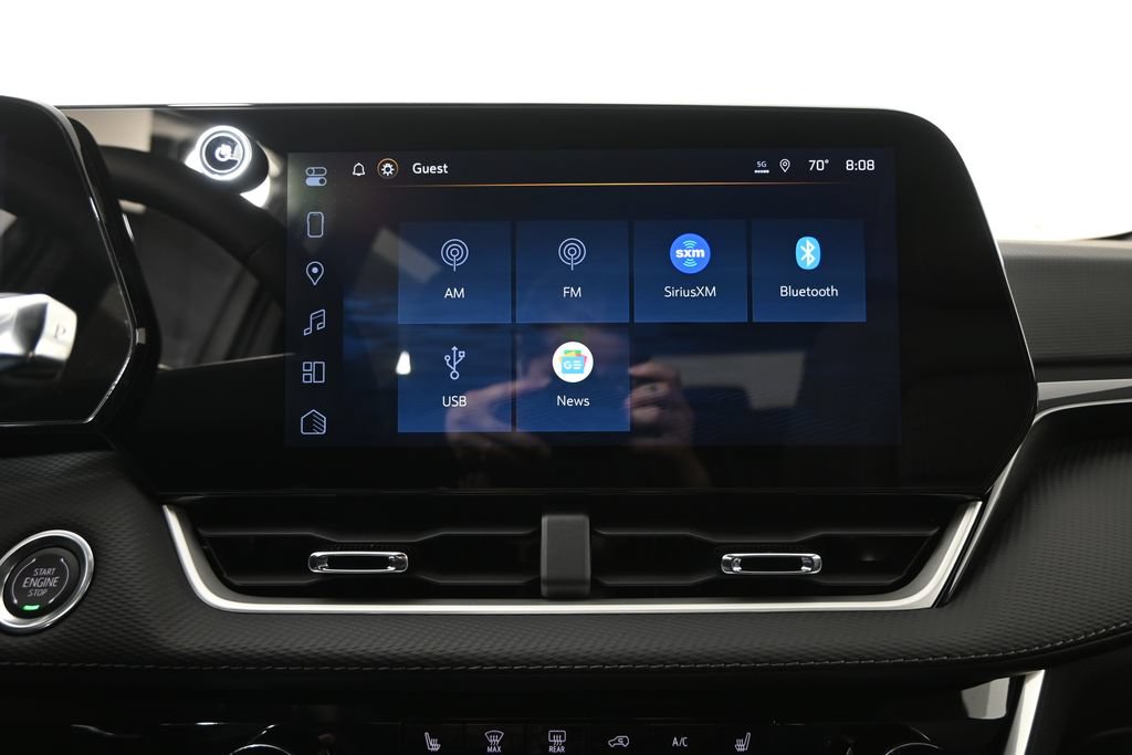 New 2026 Chevrolet Equinox LT w/ Safety and Technology Package AWD/4WD image 26