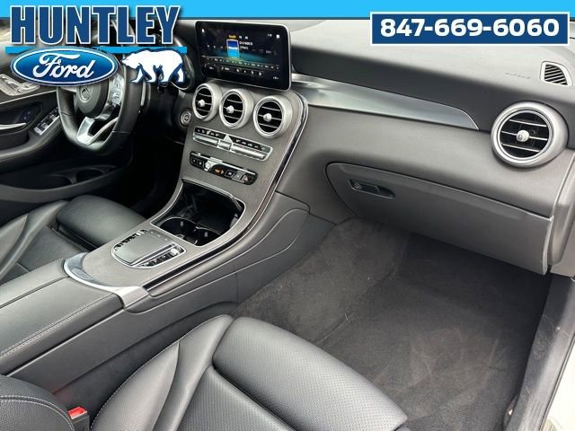 Used 2022 Mercedes-Benz GLC 300 4MATIC image 9