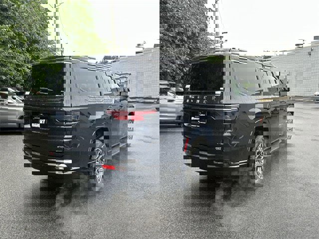 New 2025 Jeep Wagoneer L 4WD w/ Premium Group I image 8