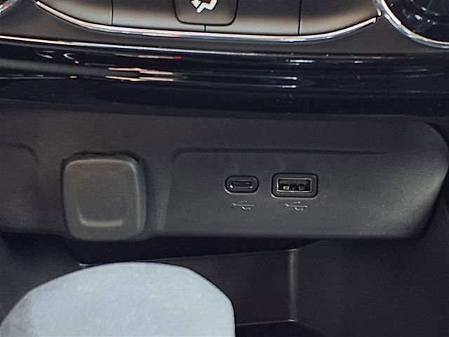 New 2026 Chevrolet Trax LT image 9